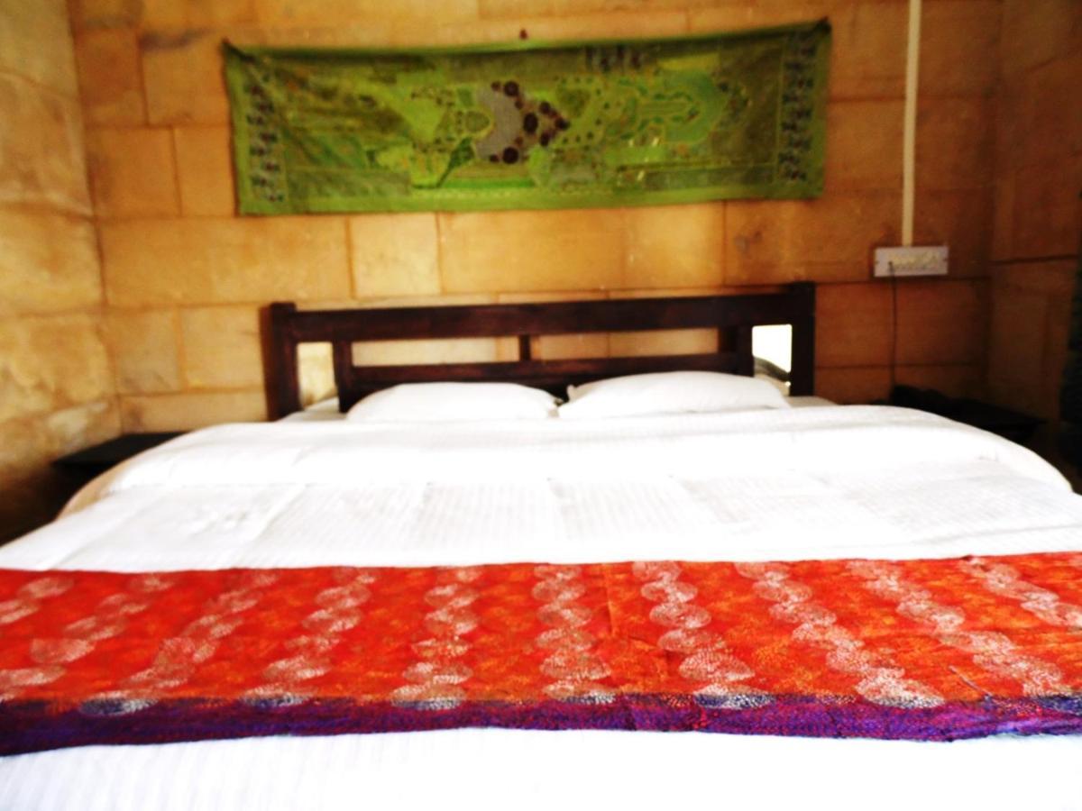 Hotel Heera Court Jaisalmer Bagian luar foto